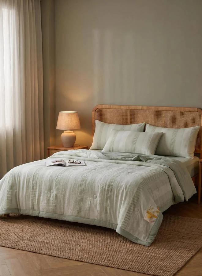 Styli 4-Piece Green Striped Polyester Duvet Cover Set