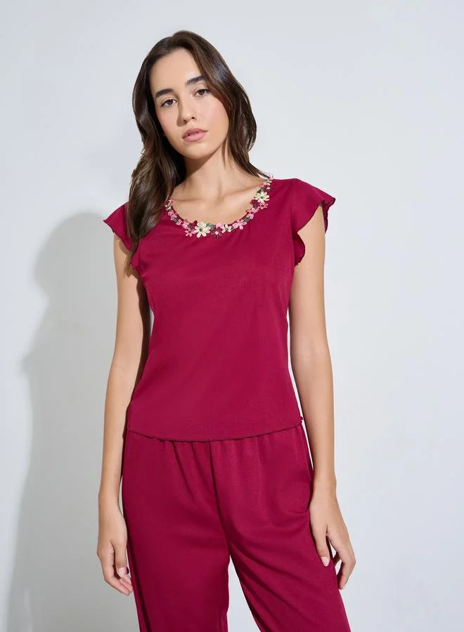 ستايلي Burgundy Floral Trim Cap Sleeve Top and Pyjama Set