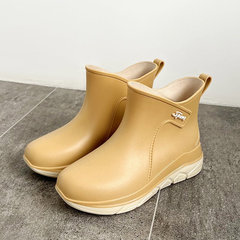 Fashionable Short-Tube Outdoor Women'S Shoes, Versatile Sweet Water Shoes, Non-Slip Women'S Rubber Slip-On Water Boots - Image 4