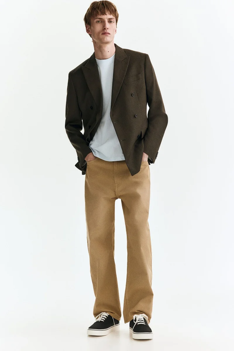 اتش اند ام تي-شيرت بقصة واسعة وتصميم بوكسي