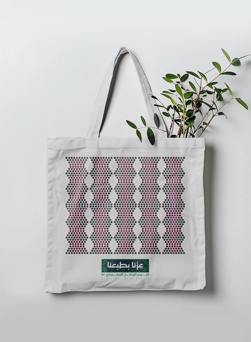 لوحة حقيبة يد بأحزمة كتف من البوليستر لمناسبة اليوم الوطني السعودي - Image 1