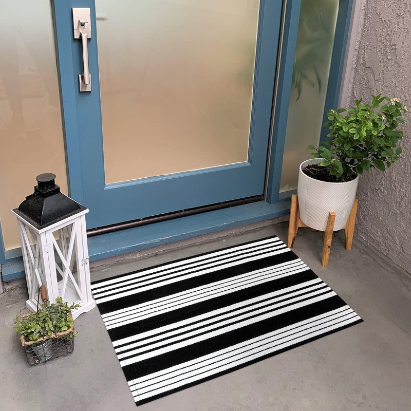 OJIA Front Door Mat 24"x35" Black and White Outdoor Rugs Front Door Rug Washable Entryway Rug Cotton Hand Woven Indoor Outdoor Doormat Small Area Rugs Layered Doormat for Porch/Home Entrance Decor - Image 4