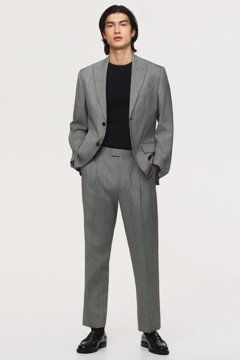 اتش اند ام جاكيت بصف أزرار أحادي وبقصّة عادية