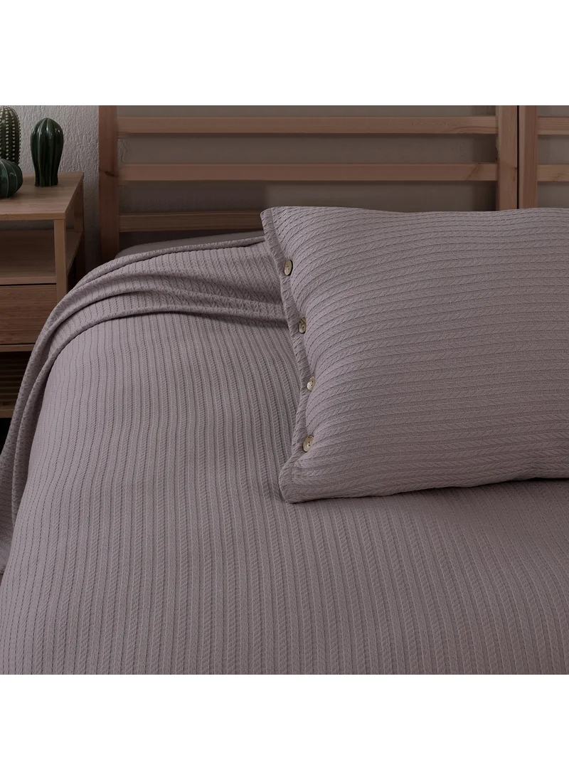 Meyn Collection Single Multi-Purpose Bedspread and Pillowcase