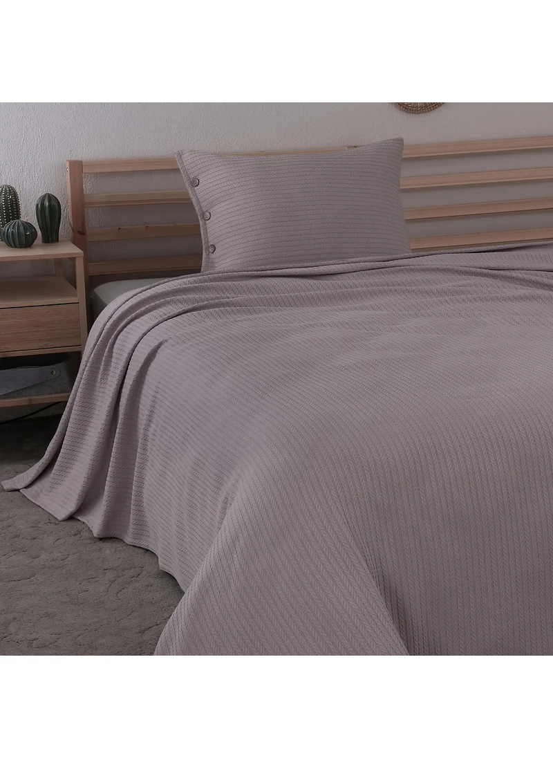 Meyn Collection Single Multi-Purpose Bedspread and Pillowcase