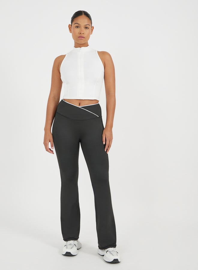 ستايلي اكتيف ليجنز بخصر ملتف وأرجل واسعة بلمسة متباينة - Image 1