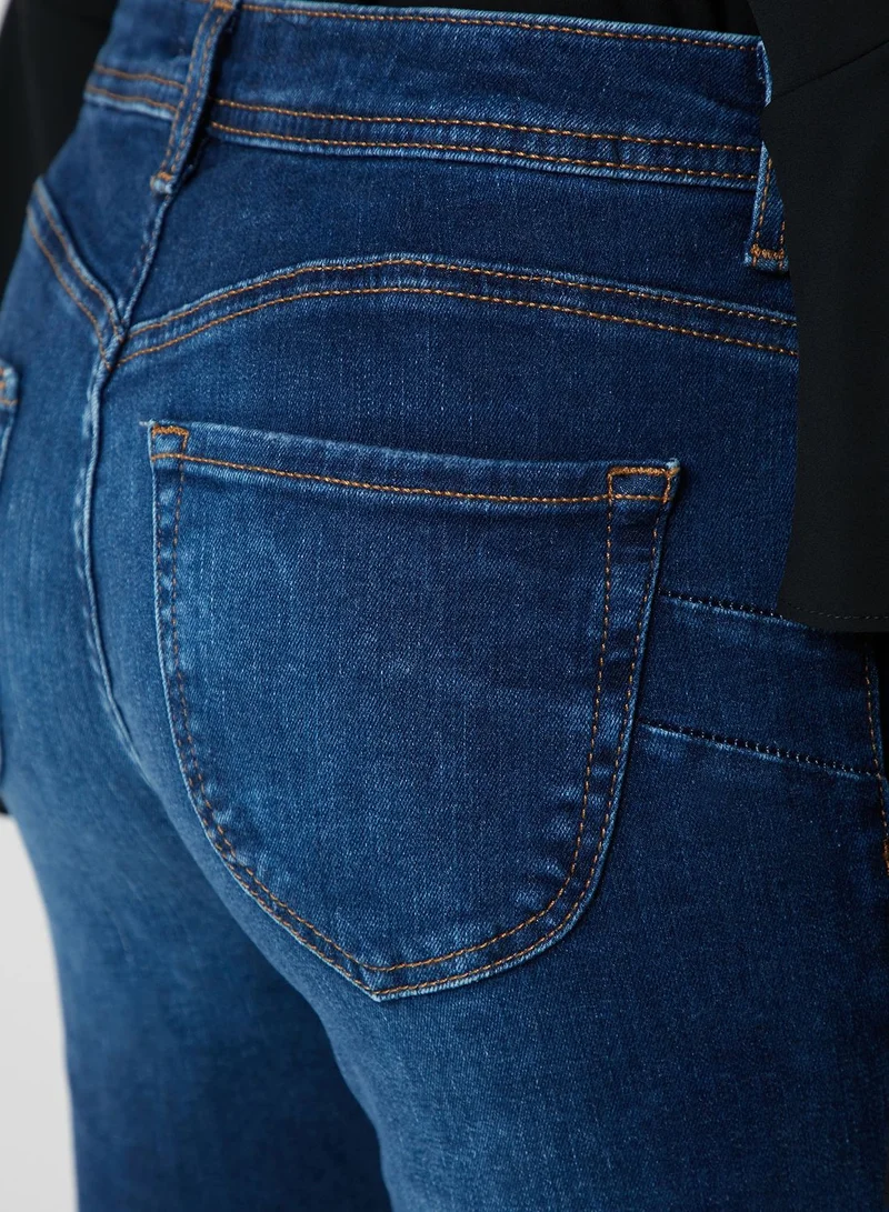 FOREVER 21 Mid Rise Jeans