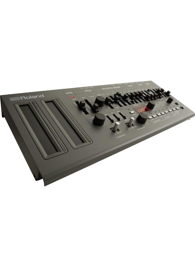 Roland SH-01A Synthesizer with Analog Circuit Behavior - Image 1