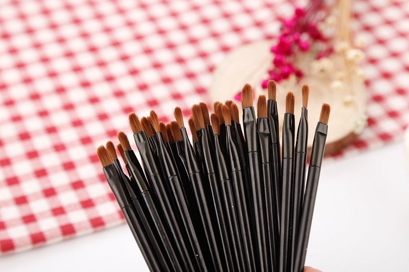 UTENEW 50 Pieces Lip Brushes, Pro Multifunctional Makeup Brush, Lipstick Gloss Wands Applicator Cosmetic Tool Kits, Black - Image 4