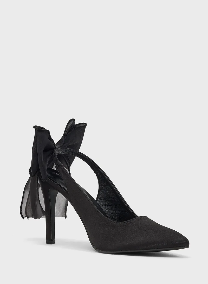 Khizana Heeled Pump With Bow