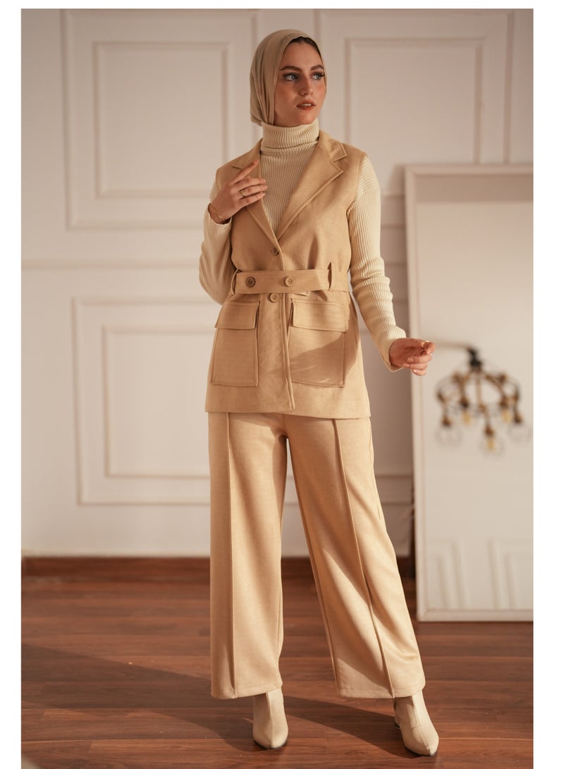 Beige winter suit consisting of a vest, pants and belt, size XL (70 to 80 kg) - Image 4