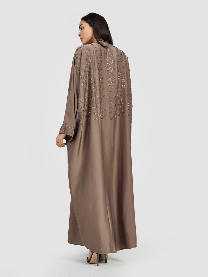 Reem Abayas عباءة نسائية بني توب مزينة بفتحة أمامية - ملابس مسائية محتشمة - Image 4