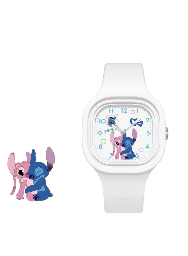 ستيتش ساعة ذات جودة عالية من السيليكون ذات ملمس جلدي وغرز كرتونية باللون الأبيض