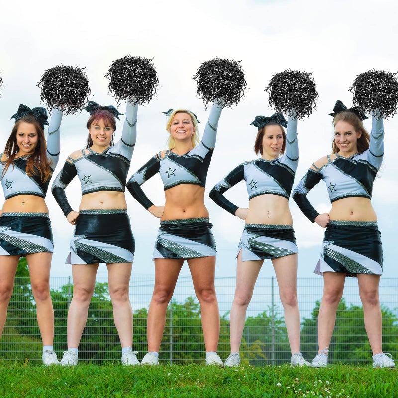 جيريفي 60 قطعة من كرات التشجيع من رقائق معدنية معدنية من كرات التشجيع مع مقبض بلاستيكي إكسسوار زي الهتاف لكرة القدم وكرة السلة وفريق التشجيع وروح الرقص والأداء الرياضي (أسود) - Image 3