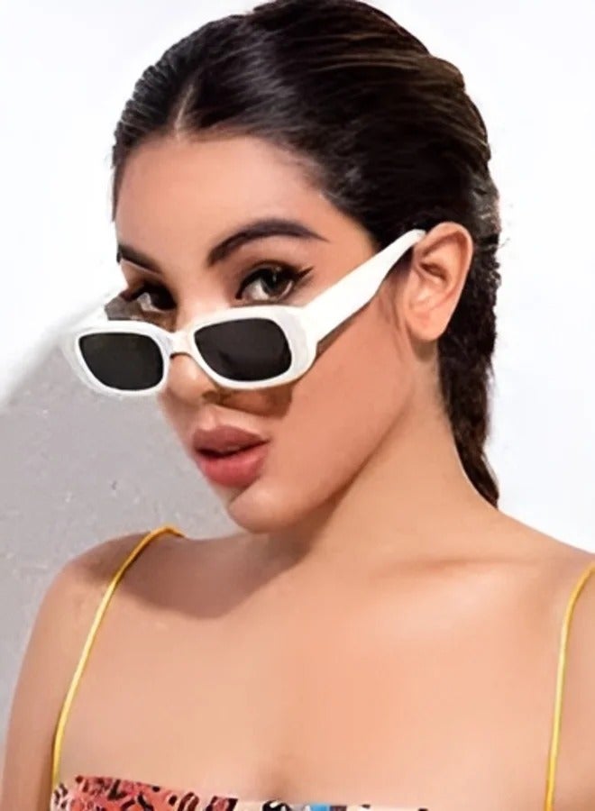 شي إن نظارات شمسية غير منتظمة صغيرة مستطيلة حماية من الأشعة فوق البنفسجية - أبيض - Image 3