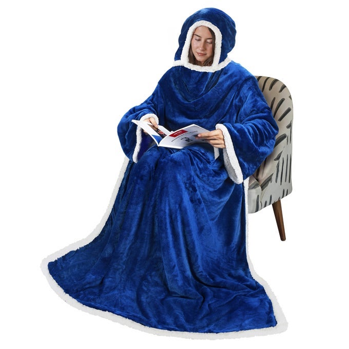 SHERPA HOOD WEARABLE BLANKET FOR ADULT WOMEN AND MEN SUPER SOFT COMFY WARM PLUSH THROW WITH SLEEVES TV BLANKET WRAP ROBE HOODIE COVER FOR LOUNGE CHAIR COUCH 72INCH X 55INCH BLUE NAVY