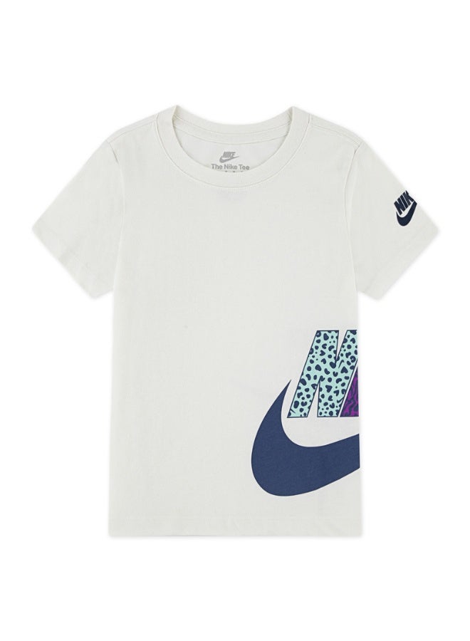 Nike NKG WILD WARMTH GRAPHIC TEE - Image 3
