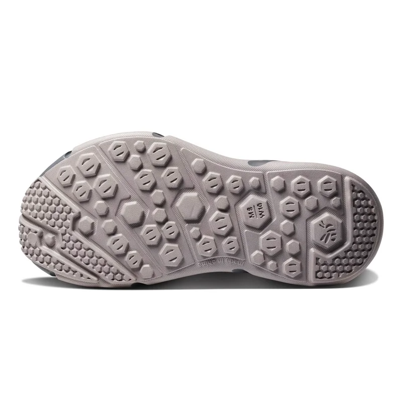 جوي بيز كلوج تريكينج