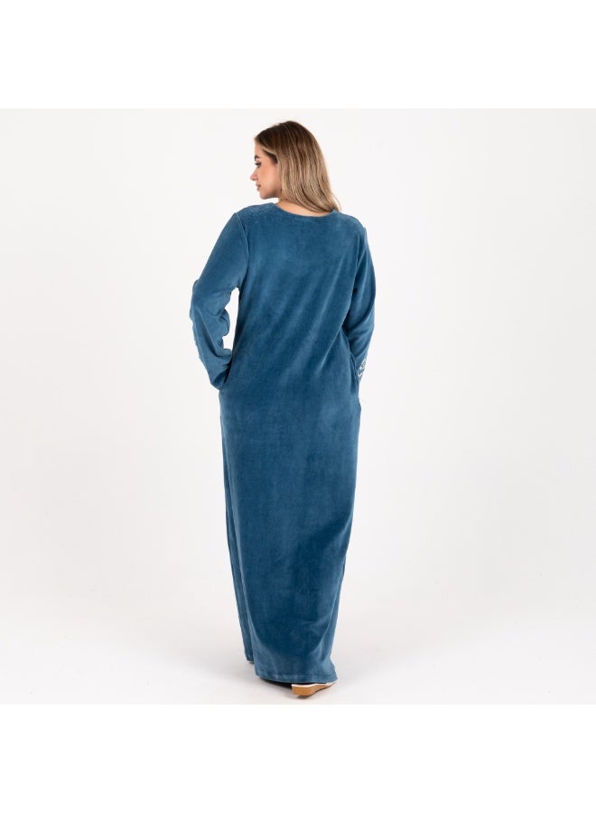 زيكوتكس  عباية منزلية/شتوية من القطيفة - تطريز هندسي على الرقبة والأكمام - ناعمة ودافئة - Image 4