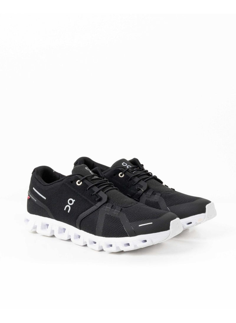 ON Cloud 5 Casual Shoes Black/White - Image 2