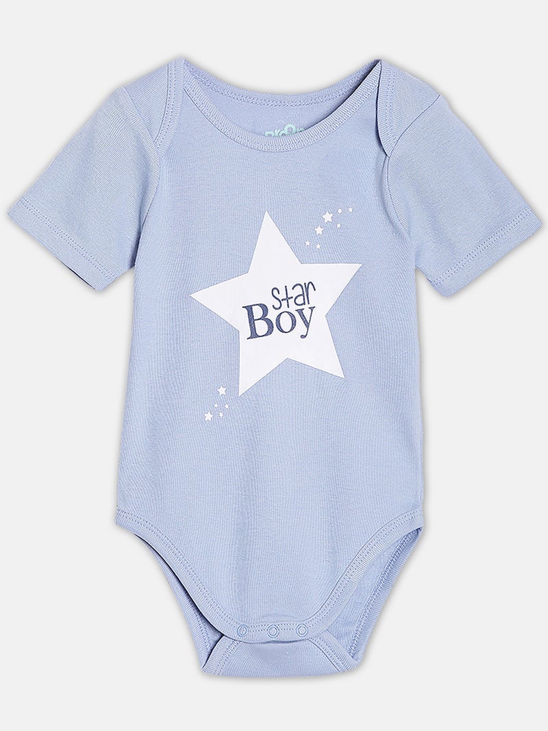 برون طقم بودي سوت قطن عضوي مطبوع للأطفال الرضع من برون - أبيض وأزرق - قطعتين - Image 2