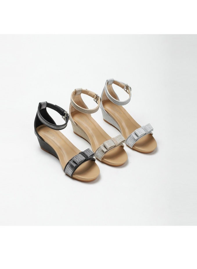 KUYING Sandals Are A Versatile Summer Item  - Image 5