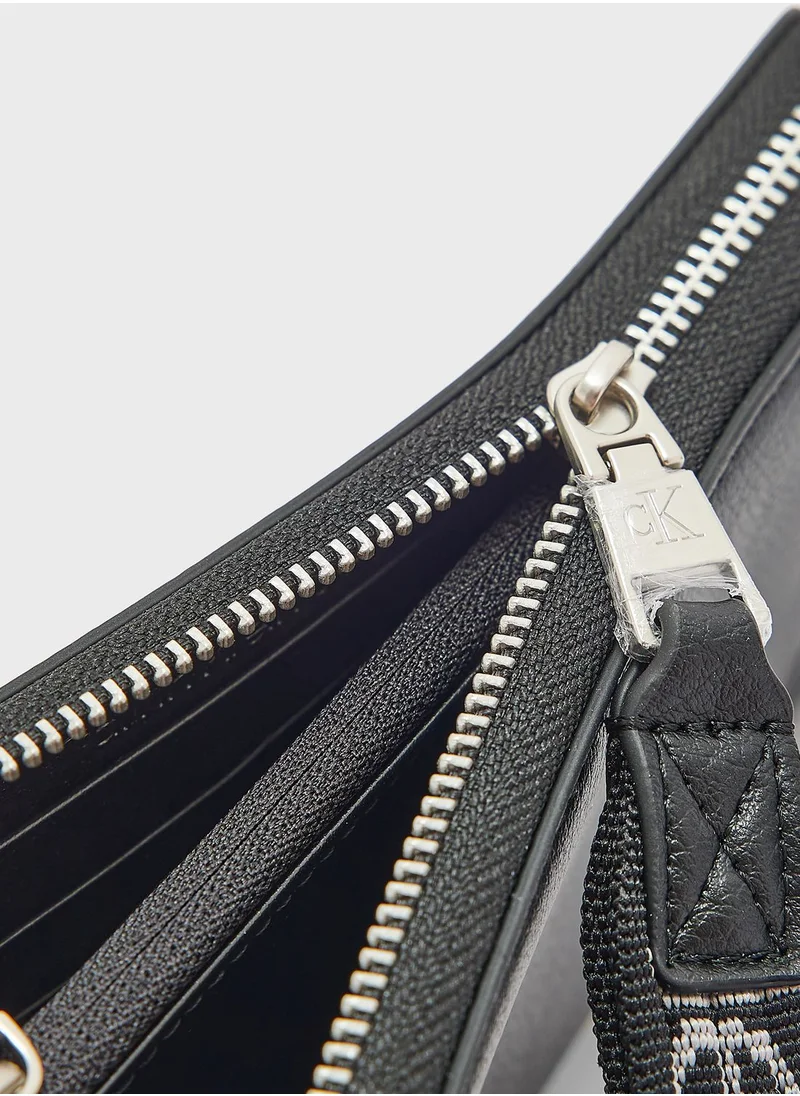 Calvin Klein Jeans Zip Around Wallet