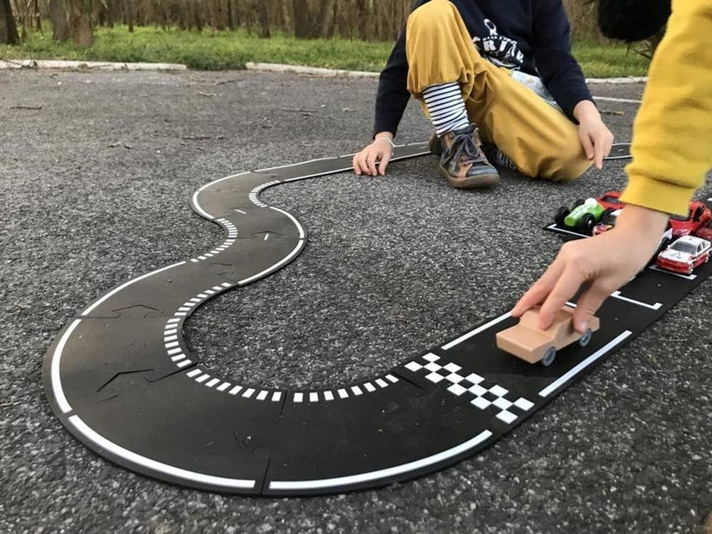 Waytoplay Back and Forth Wooden Toy Car - Image 3