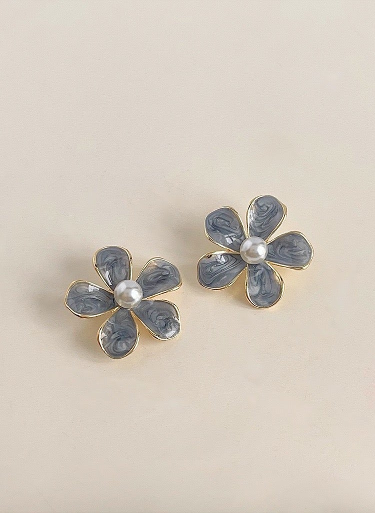 Blue flowers cute girl earrings, youthful vitality design sense of fashion accessories  - Image 1