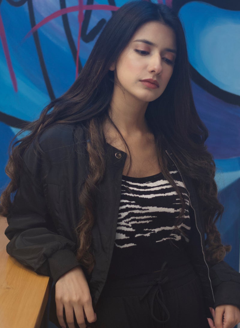 P FOR PRETTY Black Short Length Plain Jacket - Image 3