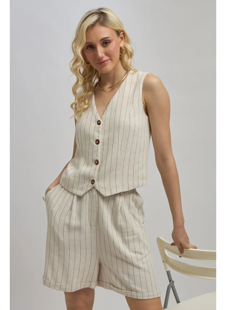 Virgio Virgio Women Striped Loose Fit Technology Shorts
