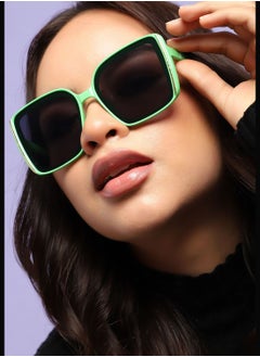 Haute Sauce Full Rim Oversized Sunglass  - Image 3