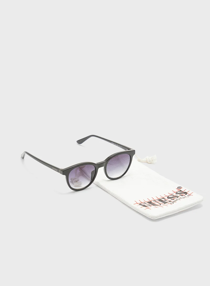 GUESS Gu0023501B46 Wayfarers Sunglasses