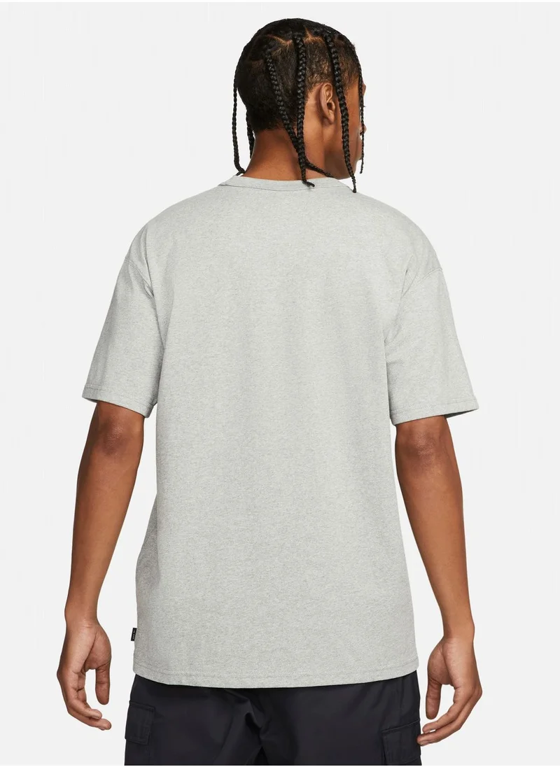 Nike Essential T-Shirt
