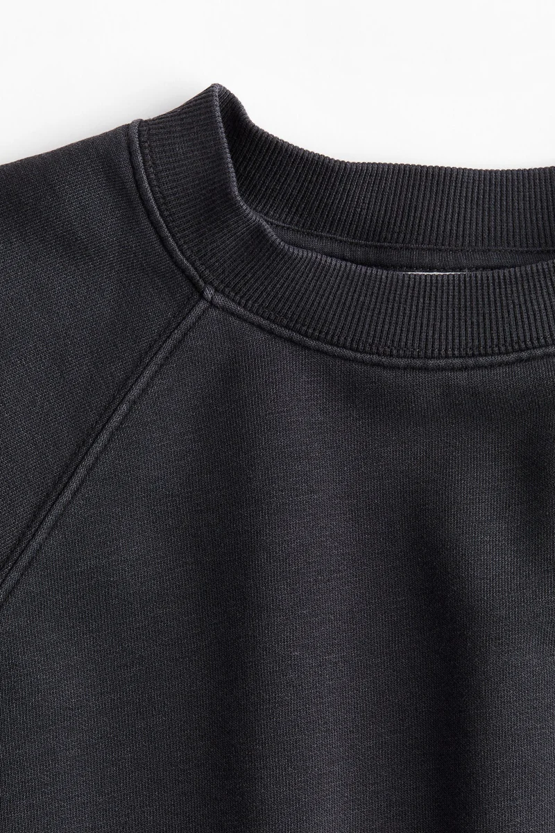H&M Raglan-sleeved sweatshirt