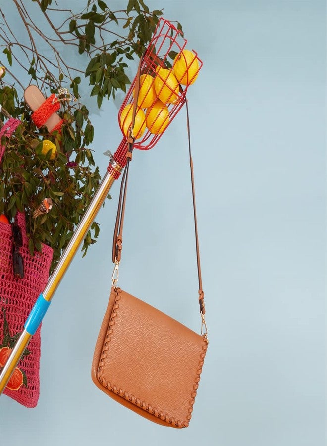 أكسيسورايز حقيبة كتف نسائية من أكسسورايز لندن مصنوعة من الجلد الصناعي بلون بني فاتح بنمط خياطة السوط - Image 4