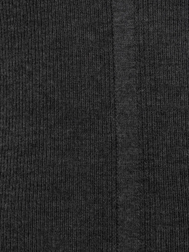 Lichi Ribbed turtleneck with a central decor