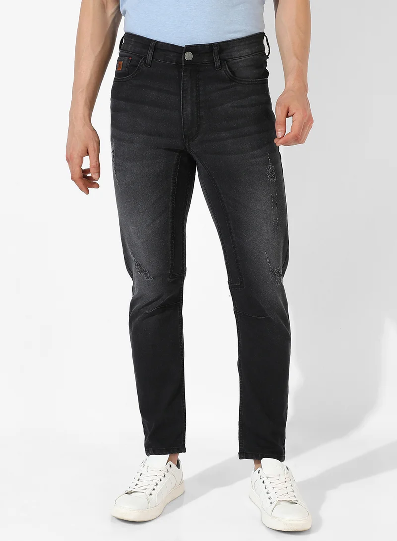 كامبوس سوترا Campus Sutra Men's Black Minimal Side Distressed Denim Jeans For Casual Wear | Dark-Wash | Regular Fit | Button Closure | Cotton Denim Jeans Crafted With Comfort Fit For Everyday Wear