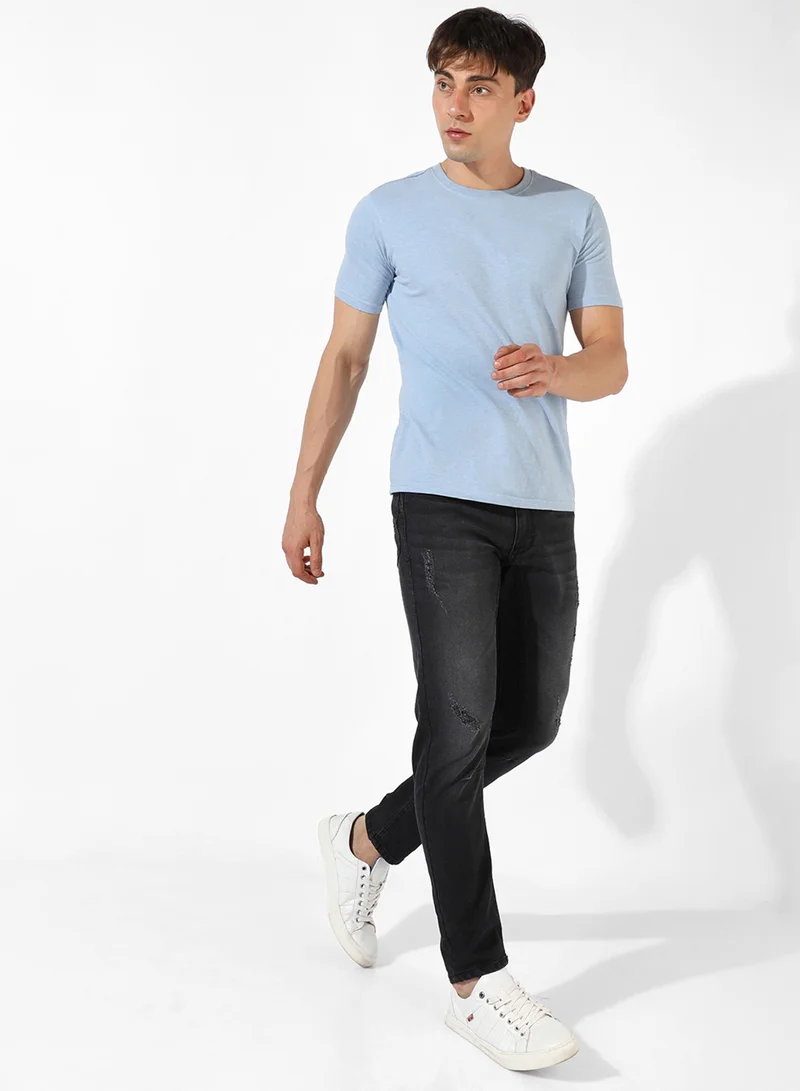كامبوس سوترا Campus Sutra Men's Black Minimal Side Distressed Denim Jeans For Casual Wear | Dark-Wash | Regular Fit | Button Closure | Cotton Denim Jeans Crafted With Comfort Fit For Everyday Wear