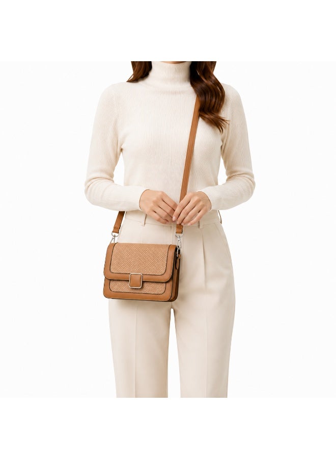 Elegant women's leather shoulder bag with a gold metal clasp - Image 1