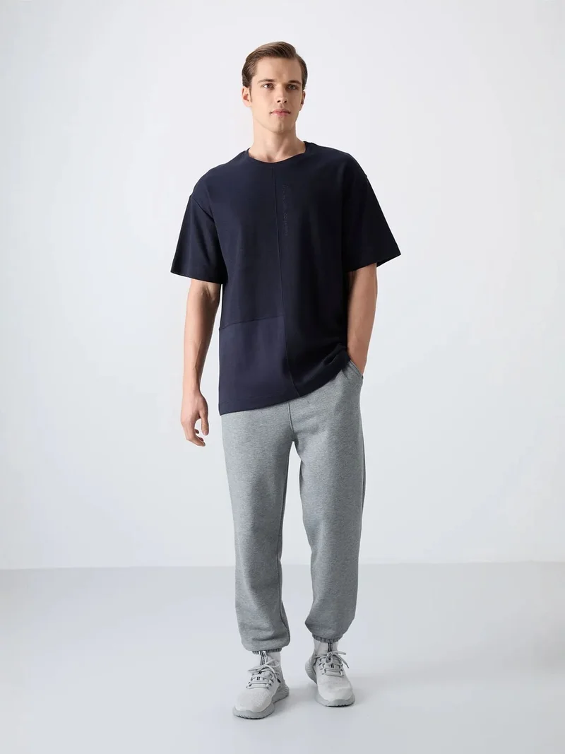 تومي لايف TOMMY Oversized Cotton-Blend Crew Neck T-Shirt With Pocket