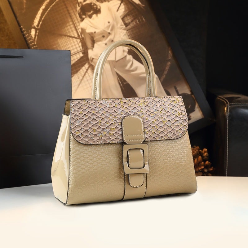 Fashion Snake Style Atmospheric High-End Bag Portable Crossbody Bag Soft Leather Texture Large Capacity Tote Bag - Image 1