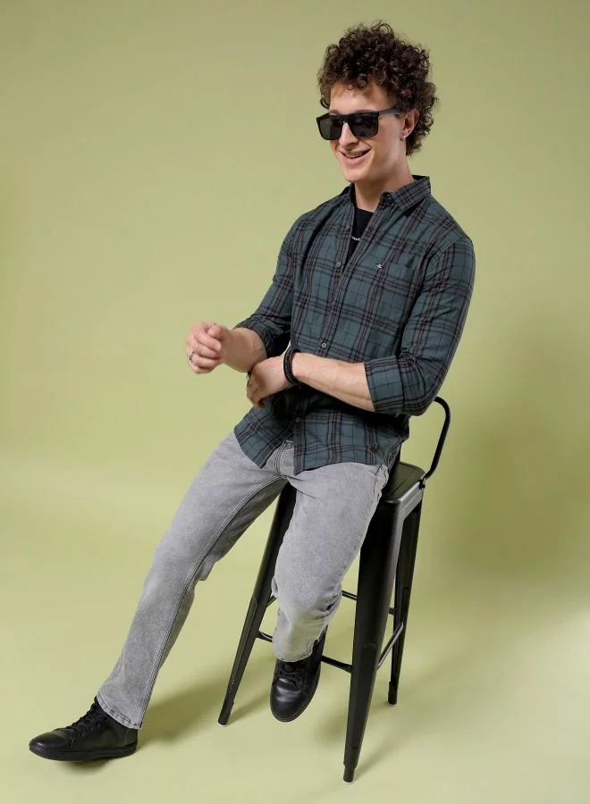 The Indian Garage Co Men Slim Fit Checkered Full Sleeves Cutaway Collar Casual Shirt