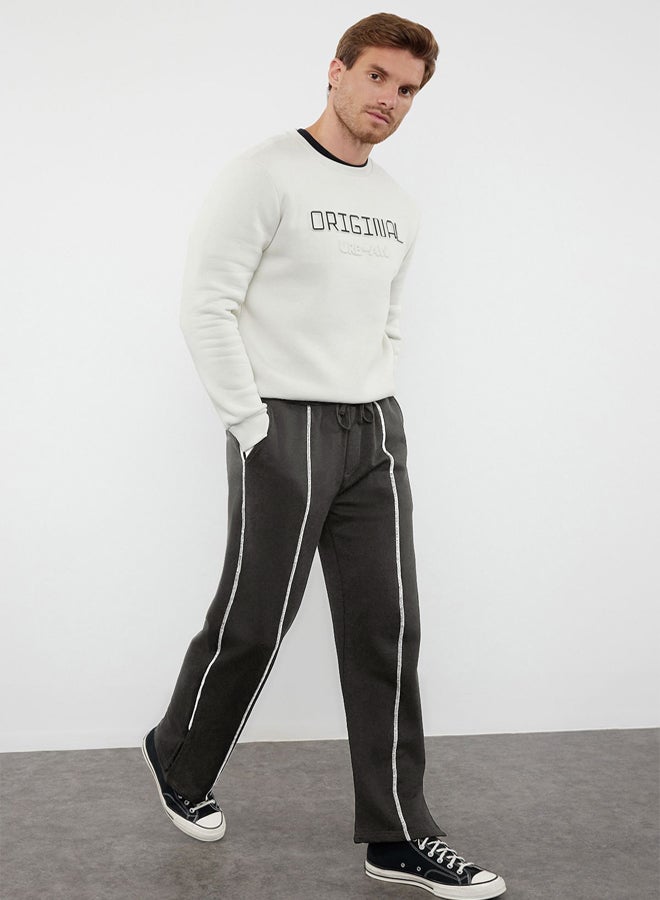 trendyol Limited Edition Anthracite Wide Leg Karyoka Stitched Limited Edition Sweatpants TMNAW25EA00019 - Image 2