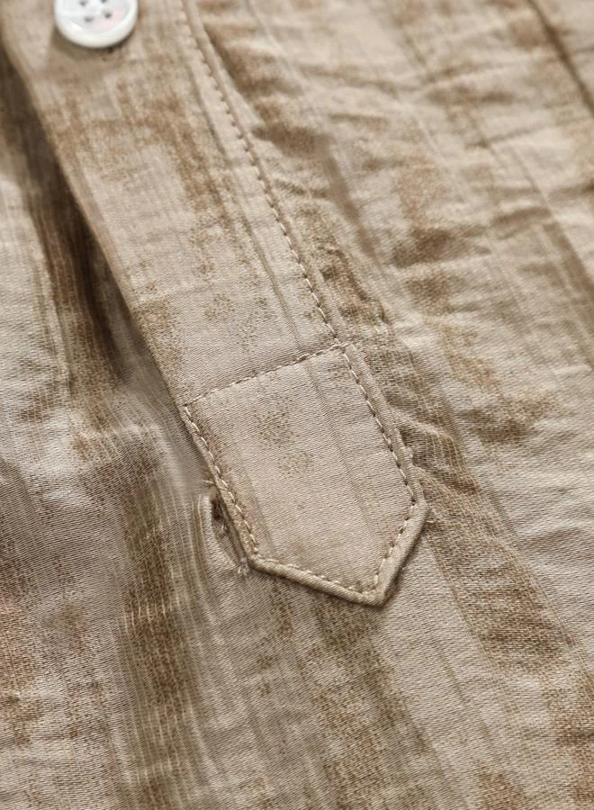 تايك تو قميص بياقة واقفة سادة بنصف فتحة وأنسجة صلبة