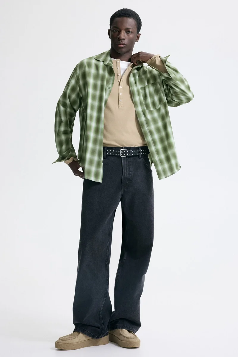 اتش اند ام قميص بقصة مريحة