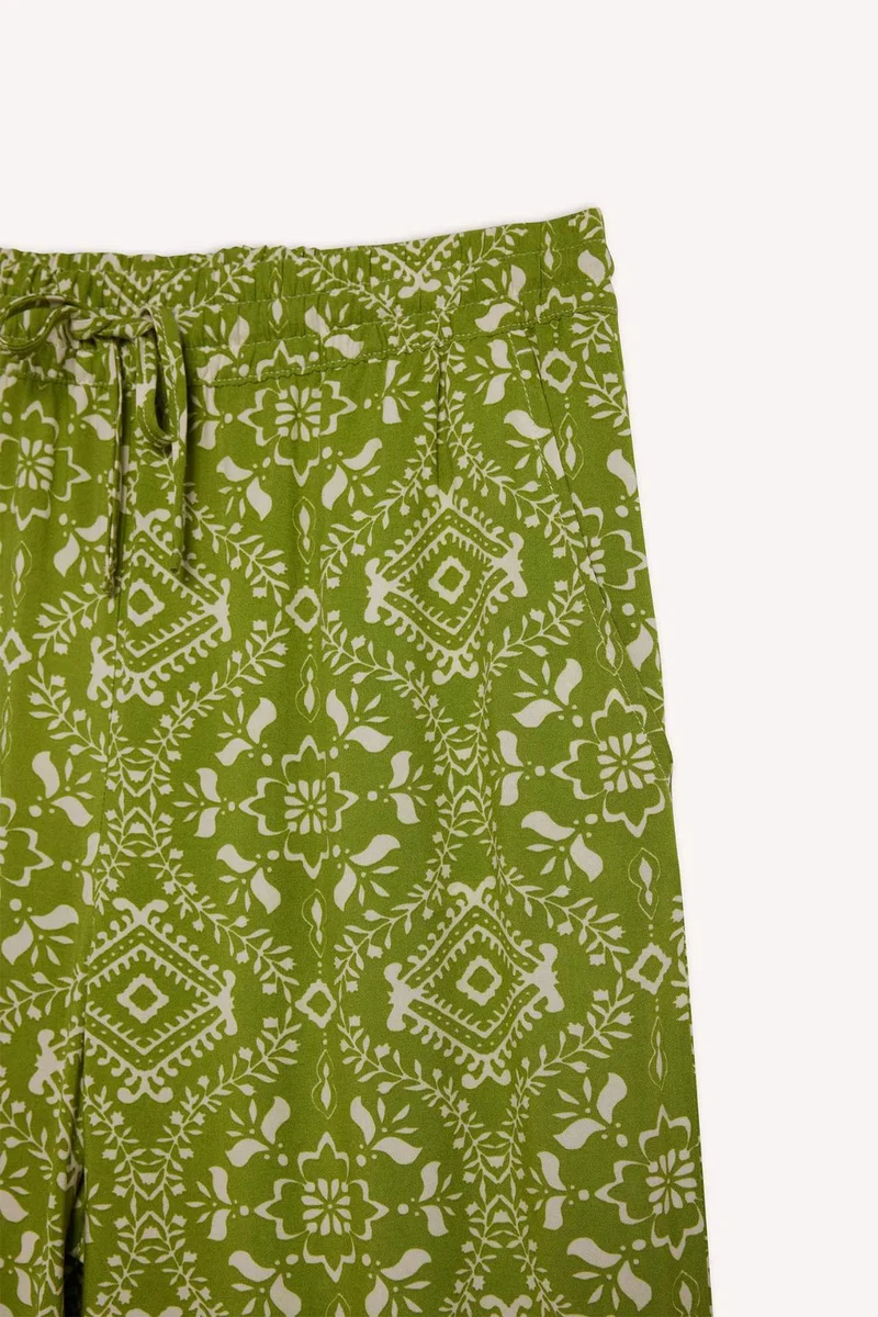 DeFacto Regular Fit Regular Hem Trousers