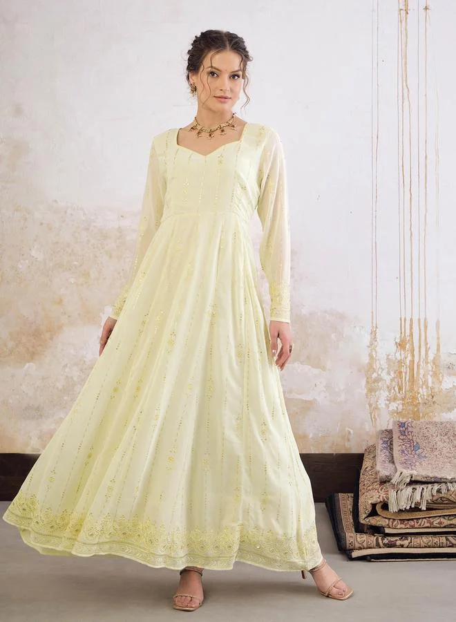 ساسافراس ساسافراس أصفر باستيل بياقة قلب مطرزة كورتا أناركالي