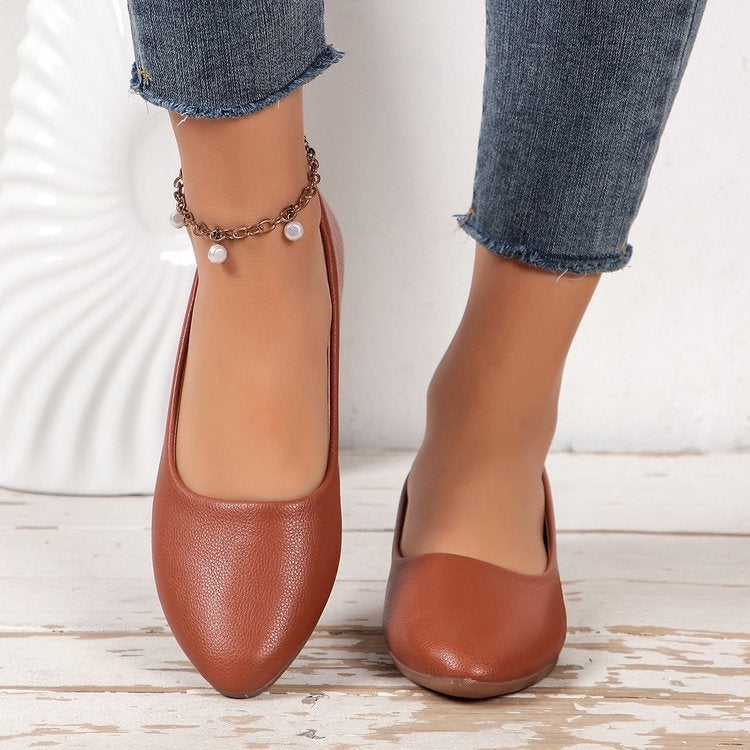 2025 Flat Heel A Pedal Explosion Version, Soft Leather Material, Comfortable Pointed Wedge Heel Design Women'S Shoes. - Image 4