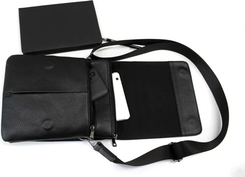 Derise Club Men's Black Color Luxury Shoulder Bag Covered Messenger Bag